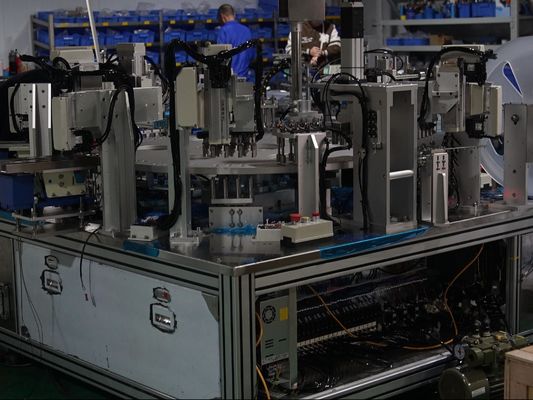 قیمت خوب دستگاه پر کردن کلاه ضد رطوبت کنترل شده توسط کنترل از راه دور PLC عملکرد پایدار آنلاین