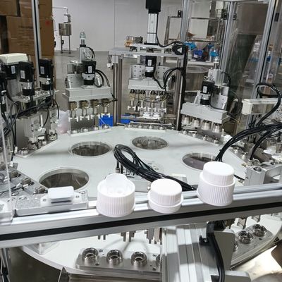 ماشین پیچ کردن بطری پاک کننده لباسشویی غیر استاندارد با موتور سرو