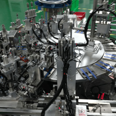 قیمت خوب Fully Automatic Surgical Knife Assembly Machine with Touch Screen HMI and 1500-8500pcs/hr Production Speed آنلاین